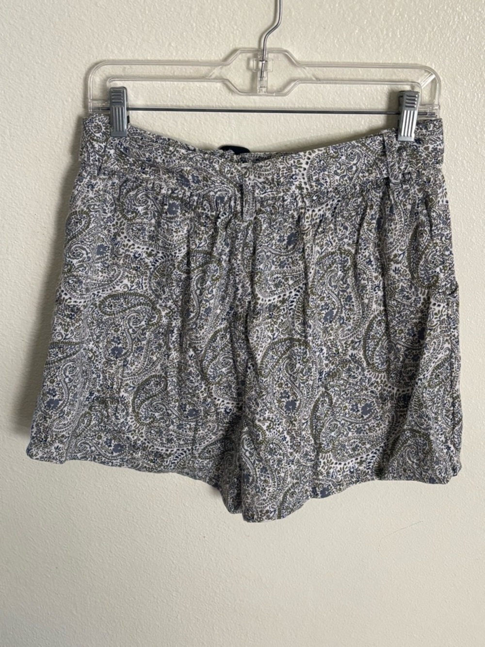 NWT Cynthia Rowley Paisley Print Women’s Shorts Large L - Picture 3 of 4